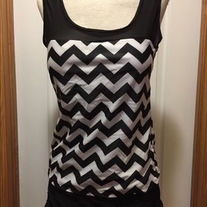 Medium women swimsuit Two piece tank & shorts New